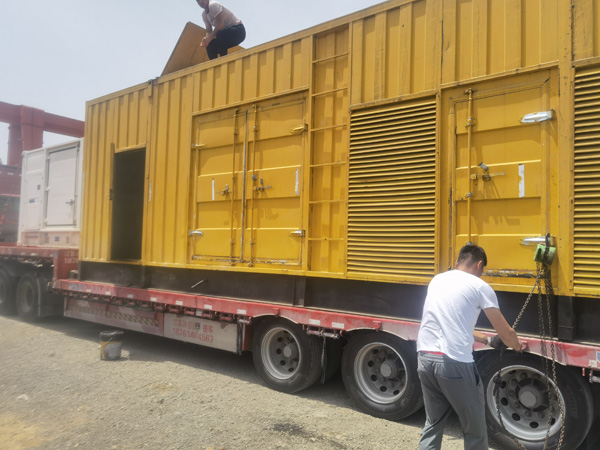 温江除了负载情况和发动机维护，还有哪些因素会影响 200kw 柴油发电机的油耗？