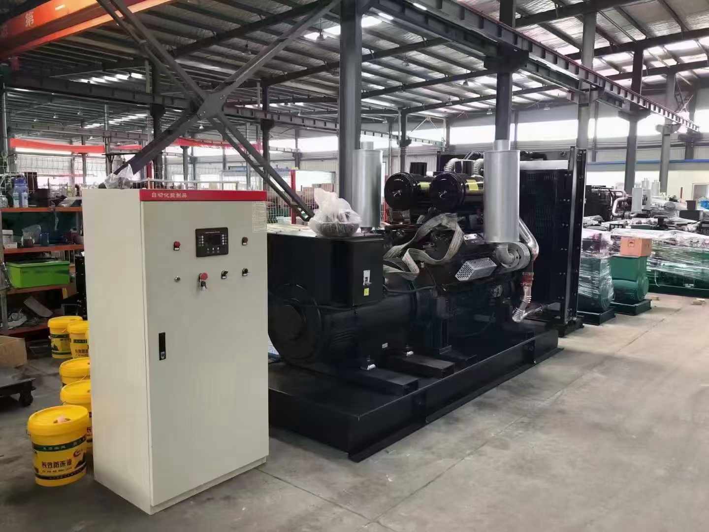 温江柴油发电机运行时的噪音和振动水平如何？