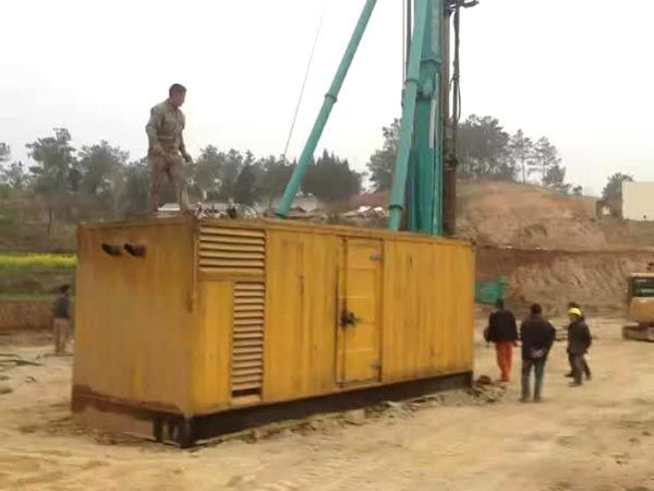 温江如何判断水冷式机油散热器密封件是否需要更换？